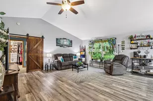 W2055 Summer Hill Dr, Sullivan, WI 53137 - Photo 9