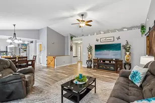 W2055 Summer Hill Dr, Sullivan, WI 53137 - Photo 7