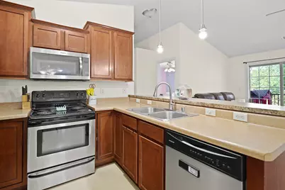 1503  24th Ave #5, Kenosha, WI 53140 - Photo 9