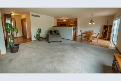 1116  Autumn Dr #1116, West Bend, WI 53090 - Photo 11