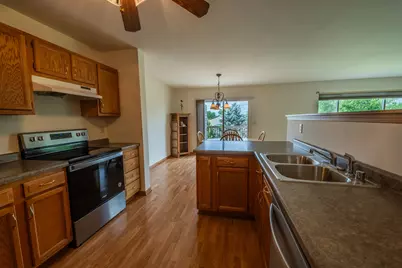 1116  Autumn Dr #1116, West Bend, WI 53090 - Photo 17