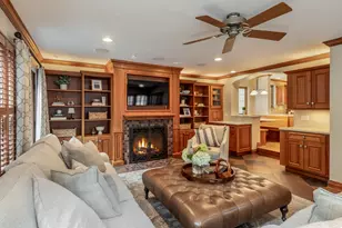 5859 N Maitland Ct, Whitefish Bay, WI 53217 - Photo 11
