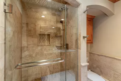 5859 N Maitland Ct, Whitefish Bay, WI 53217 - Photo 25