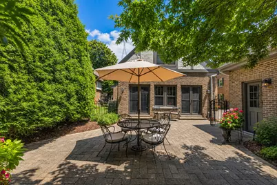 5859 N Maitland Ct, Whitefish Bay, WI 53217 - Photo 29