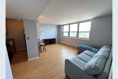 1707 N Prospect Ave #12D, Milwaukee, WI 53202 - Photo 3