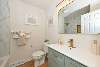 6657 N 53rd St, Milwaukee, WI 53223 - Photo 11