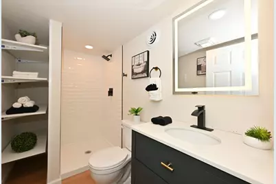 6657 N 53rd St, Milwaukee, WI 53223 - Photo 25