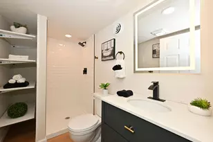 6657 N 53rd St, Milwaukee, WI 53223 - Photo 25