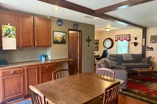 357 Wainwright Ave, Burlington, WI 53105 - Photo 11