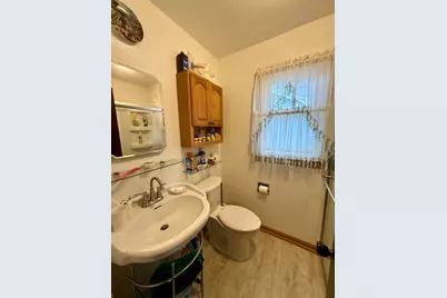357  Wainwright Ave, Burlington, WI 53105 - Photo 15
