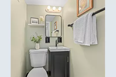 616 N 104th St #618, Wauwatosa, WI 53226 - Photo 23
