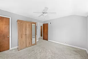 616 N 104th St, Wauwatosa, WI 53226 - Photo 29