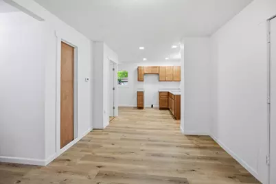 4892 N 26th St, Milwaukee, WI 53209 - Photo 9