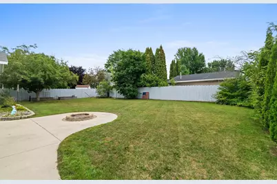4709  Laurie Ln, Two Rivers, WI 54241 - Photo 35