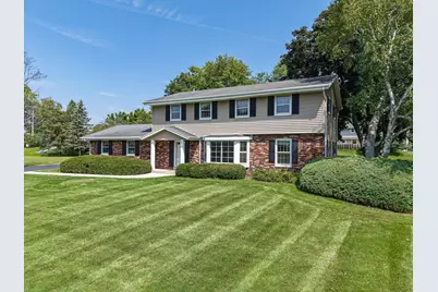 4690  Parkhurst Dr, Brookfield, WI 53045 - Photo 39