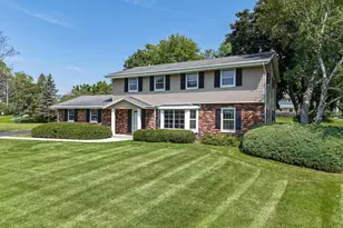 4690 Parkhurst Dr, Brookfield, WI 53045 - Photo 39