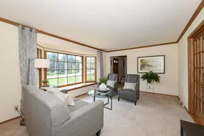4690  Parkhurst Dr, Brookfield, WI 53045 - Photo 9