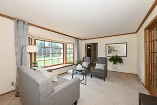 4690 Parkhurst Dr, Brookfield, WI 53045 - Photo 9