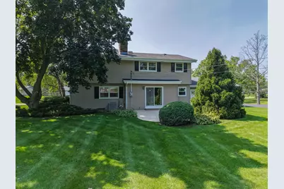 4690  Parkhurst Dr, Brookfield, WI 53045 - Photo 37