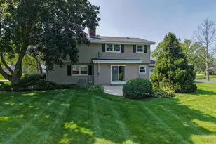 4690 Parkhurst Dr, Brookfield, WI 53045 - Photo 37