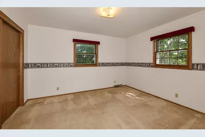 4690  Parkhurst Dr, Brookfield, WI 53045 - Photo 29
