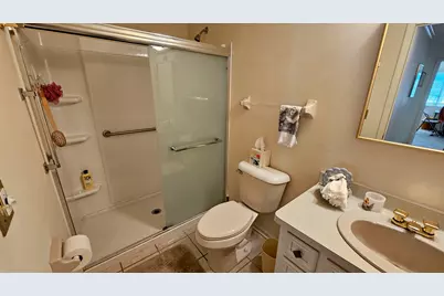 1229 N Jackson St #101, Milwaukee, WI 53202 - Photo 9