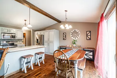 213  Gosdeck Ln, Johnson Creek, WI 53038 - Photo 5