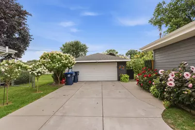 W243N6591  Westhaven Dr, Sussex, WI 53089 - Photo 3