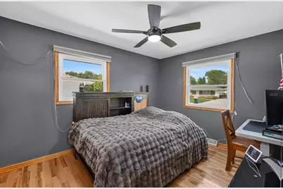 W243N6591  Westhaven Dr, Sussex, WI 53089 - Photo 15