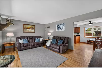 W243N6591  Westhaven Dr, Sussex, WI 53089 - Photo 5