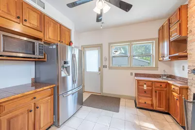 5012  4th Ave, Kenosha, WI 53140 - Photo 9