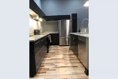 534 N Water St #D, Milwaukee, WI 53202 - Photo 5