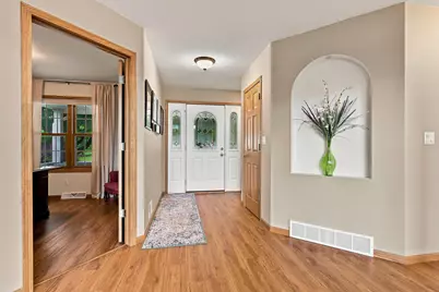 714  Audubon Rd, Howards Grove, WI 53083 - Photo 11