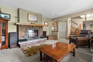 W227S4508 Patricia Ln, Waukesha, WI 53189 - Photo 3