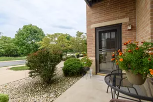 W129N6811 Northfield Dr, Menomonee Falls, WI 53051 - Photo 19