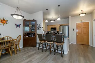 W129N6811 Northfield Dr, Menomonee Falls, WI 53051 - Photo 5