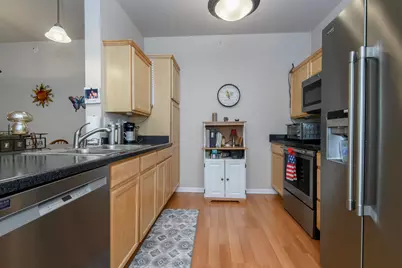 W129N6811  Northfield Dr #107, Menomonee Falls, WI 53051 - Photo 11