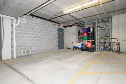 W129N6811  Northfield Dr #107, Menomonee Falls, WI 53051 - Photo 25