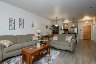 W129N6811 Northfield Dr, Menomonee Falls, WI 53051 - Photo 3