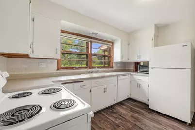 4411 W Custer Ave, Milwaukee, WI 53218 - Photo 5