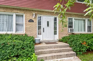 809 John St, Waukesha, WI 53188 - Photo 3
