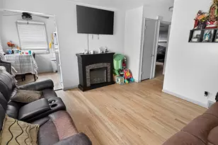 809 John St, Waukesha, WI 53188 - Photo 9