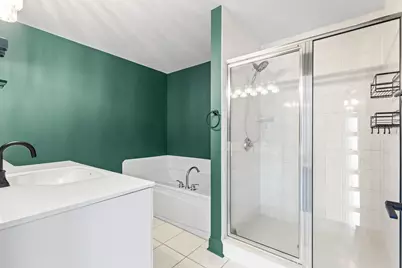 1515 N Van Buren St #403, Milwaukee, WI 53202 - Photo 13