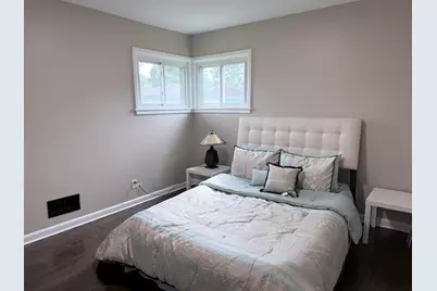 7713 W Verona Ct, Milwaukee, WI 53219 - Photo 11