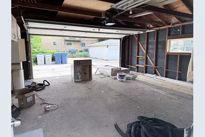 7713 W Verona Ct, Milwaukee, WI 53219 - Photo 27