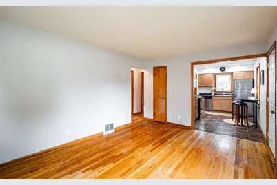 3034 S 68th St, Milwaukee, WI 53219 - Photo 11
