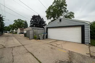 3034 S 68th St, Milwaukee, WI 53219 - Photo 25