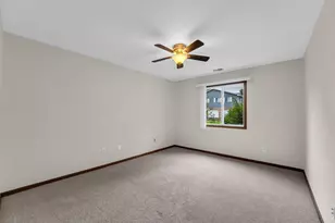 1255 N Sunnyslope Dr, Racine, WI 53406 - Photo 19
