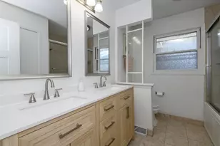 5515 N Shasta Dr, Glendale, WI 53209 - Photo 21