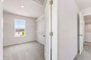 N156W 19311 E Gate Dr, Jackson, WI 53037 - Photo 23